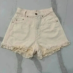 Vintage Michael G Denim and Lace High Rise Shorts Women’s Size 5